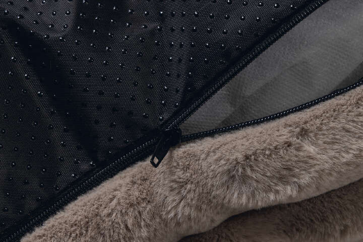 Designed by Lotte Hundekissen Reza